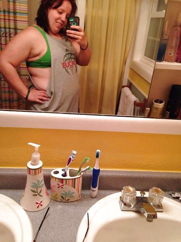 9P Ugly fun girl