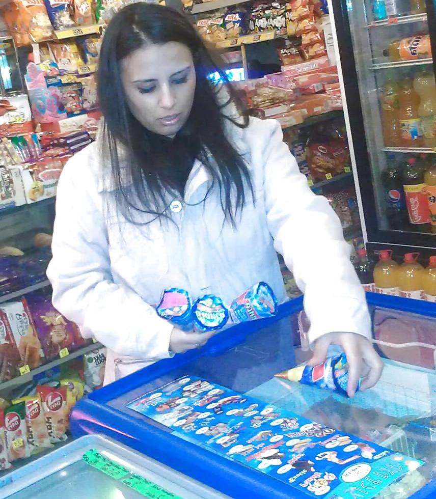23P Spy old + young store and shooping romanian