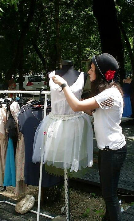 23P Spy old + young store and shooping romanian