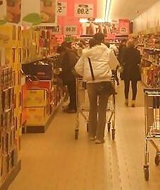 23P Spy old + young store and shooping romanian