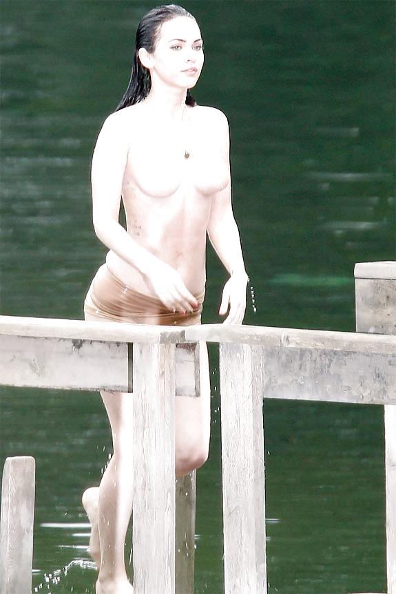 12P Megan fox nude fake or true?