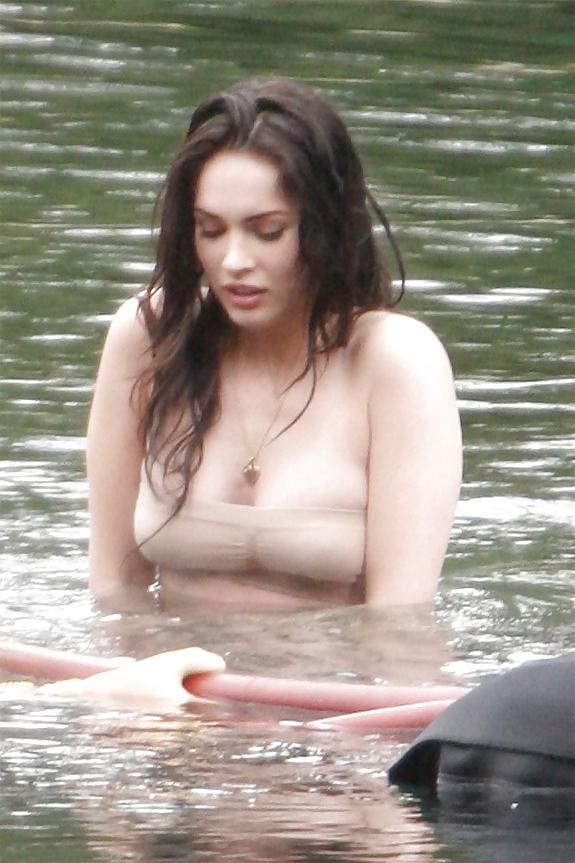 12P Megan fox nude fake or true?