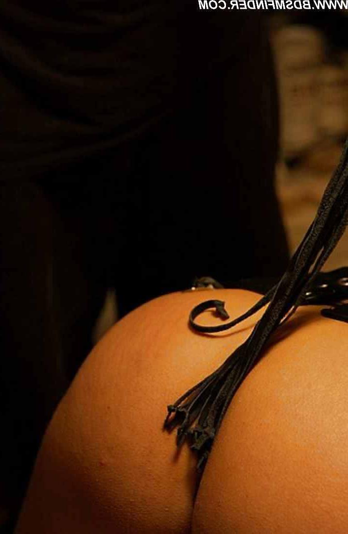 23P A Perfect MILF Ass Spanked