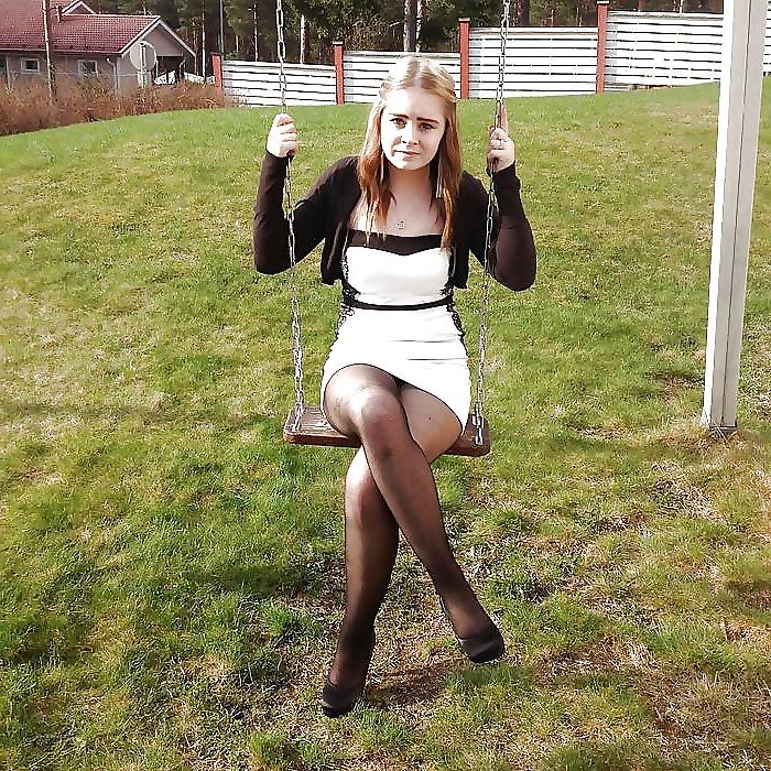 25P Leg Show 12