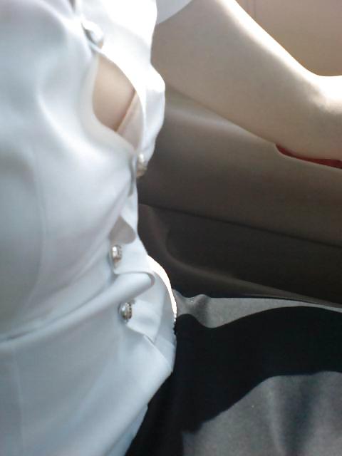 25P Pussy in car