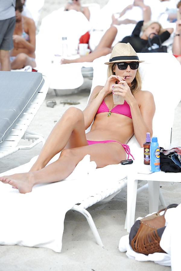 10P Stacy Keibler Bikini Cameltoe