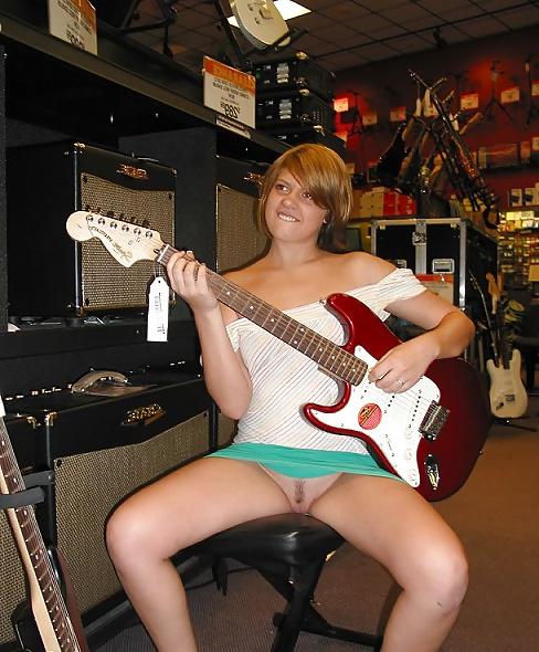 25P Hot guitar