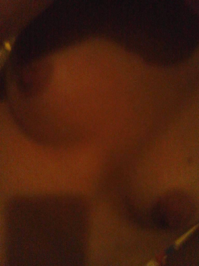 8P My wife's little sister's phone