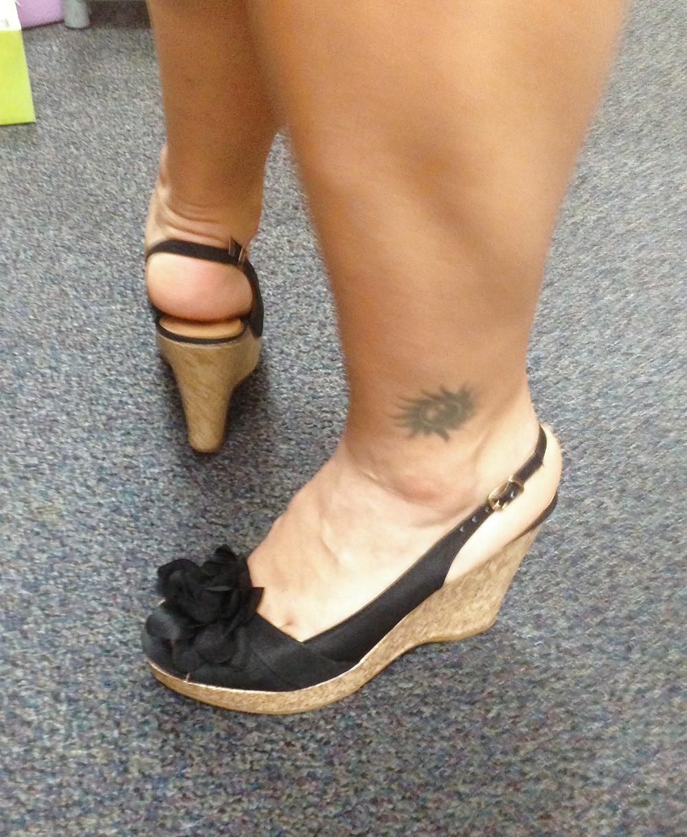 18P Shoe Shopping Part 1