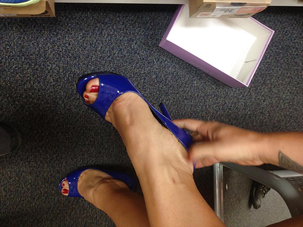 18P Shoe Shopping Part 1