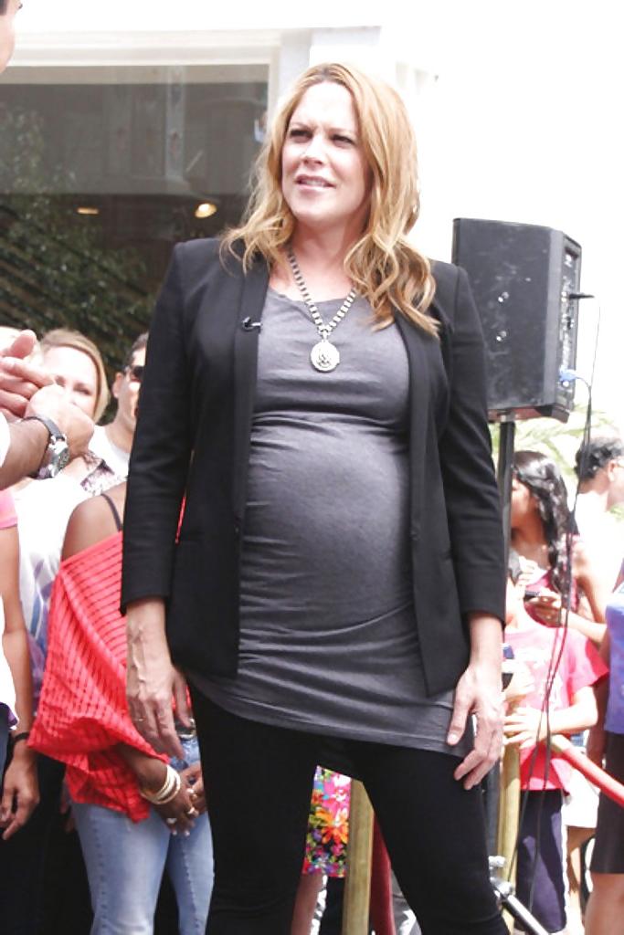 25P Let's Jerk Off Over ... Mary McCormack (In Plain Sight)