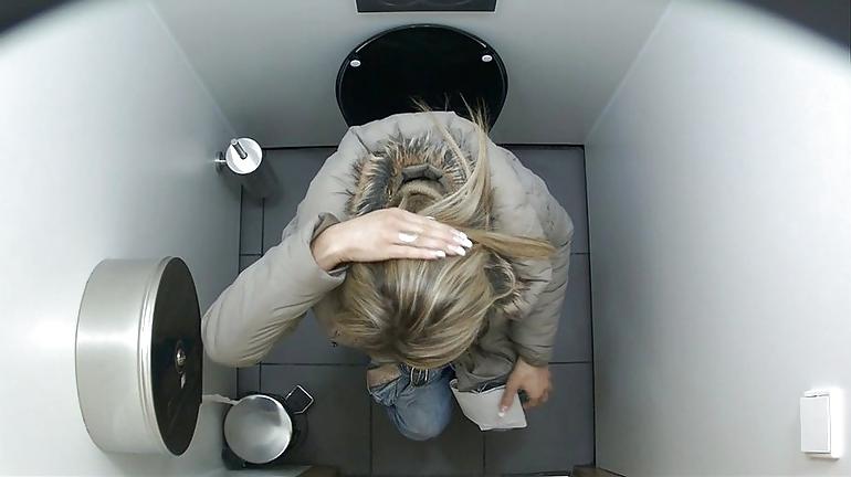 12P Una toilette di praga