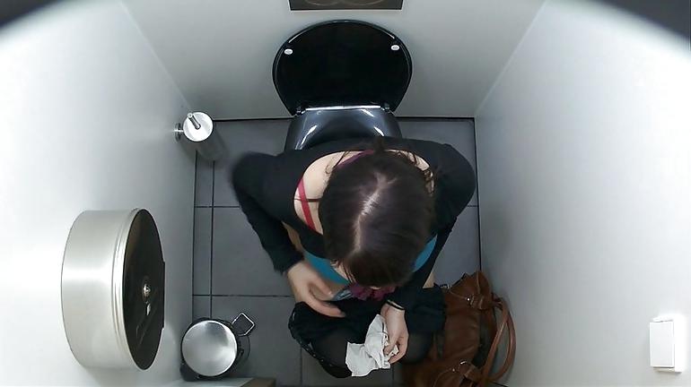 12P Una toilette di praga