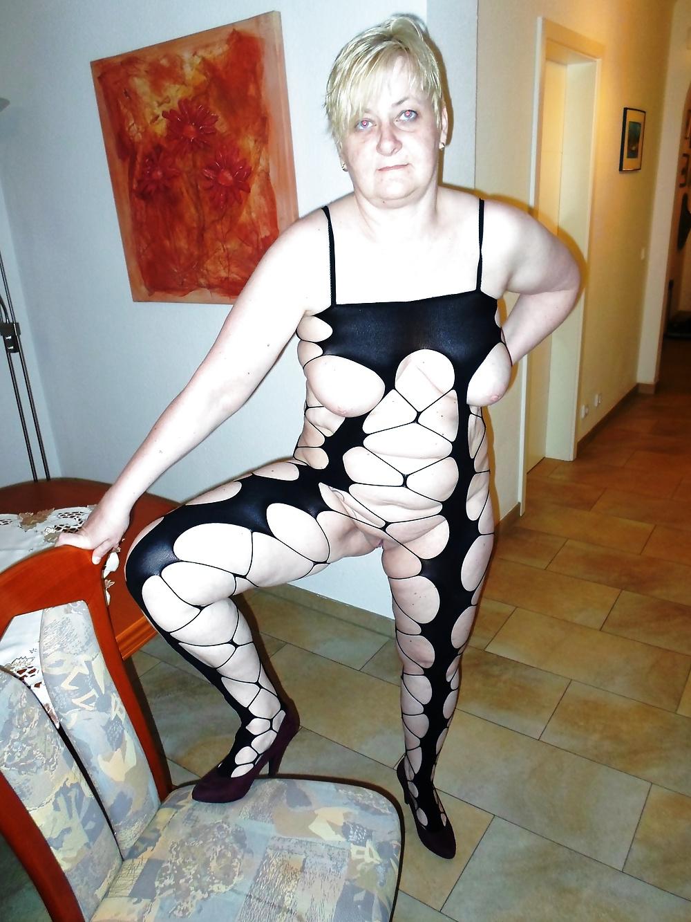 13P Catesuit Nutte die 2te