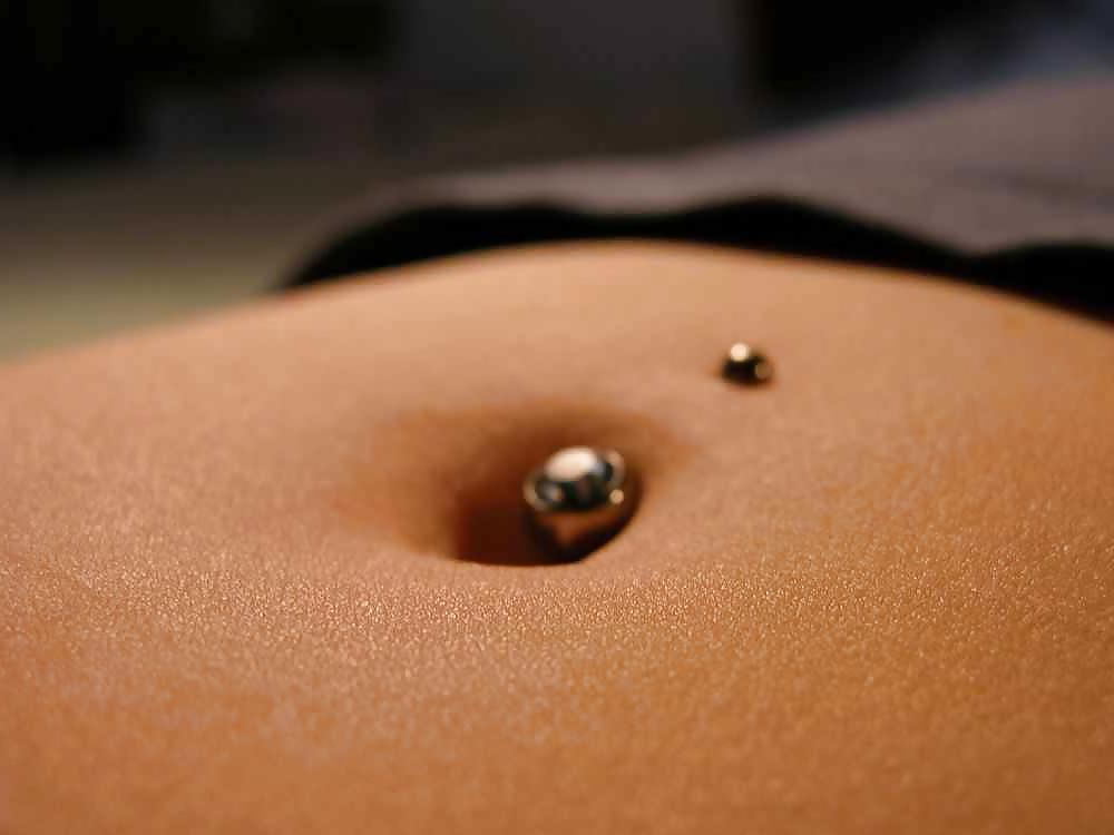 13P Belly Button fetish