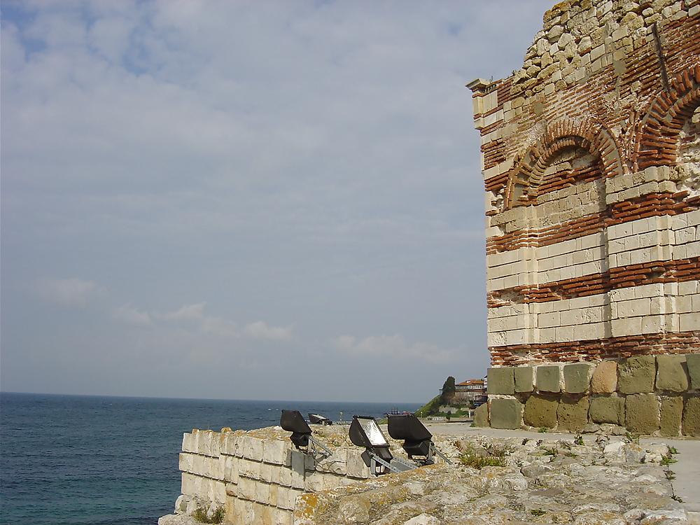 11P Glimpses from a lost country 2