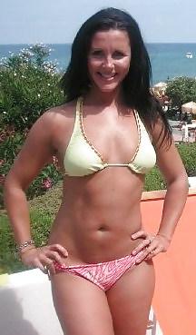 25P Cougar Town- Janine Robinson