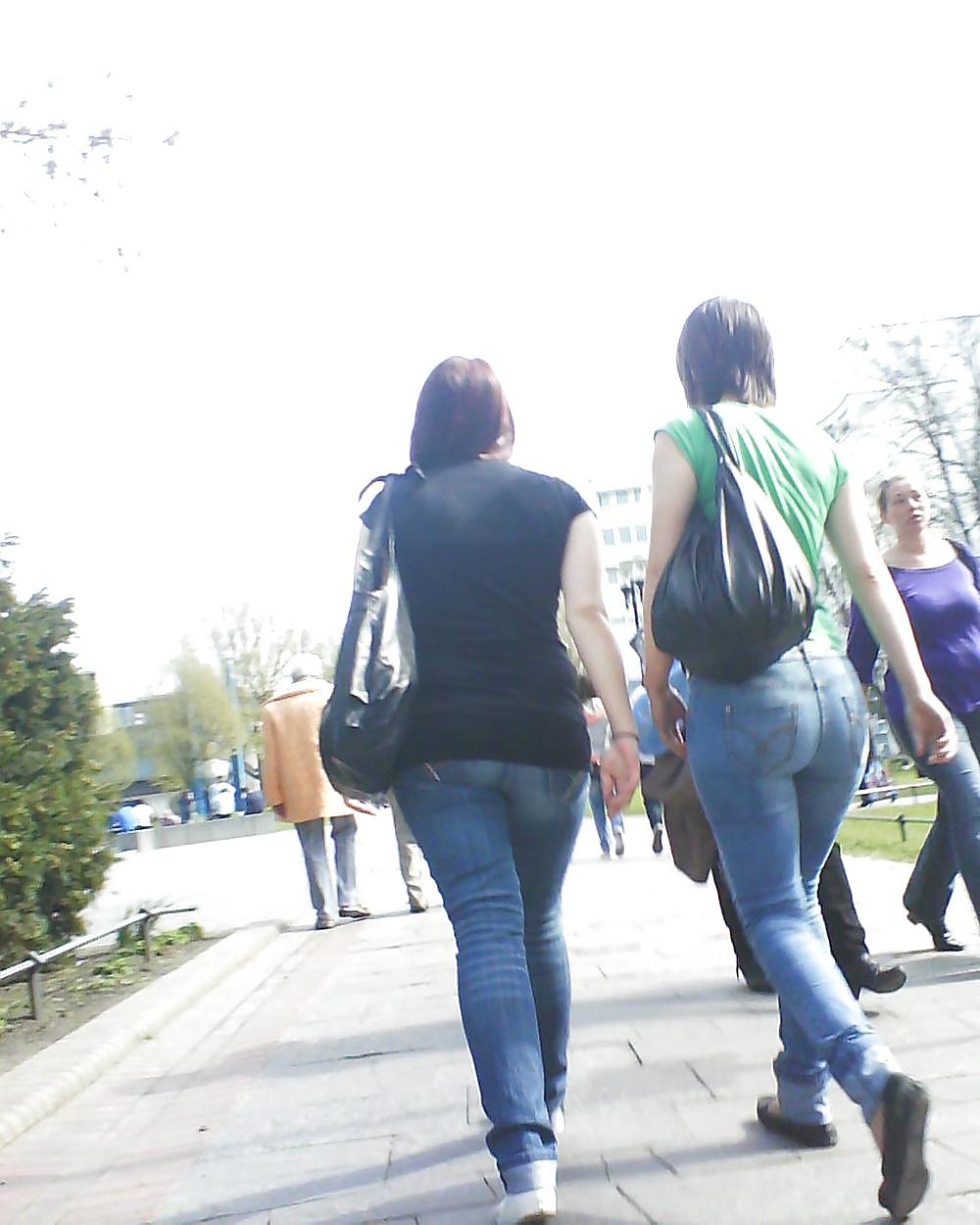 25P Sexy German Ass Girls in Public - Part 2