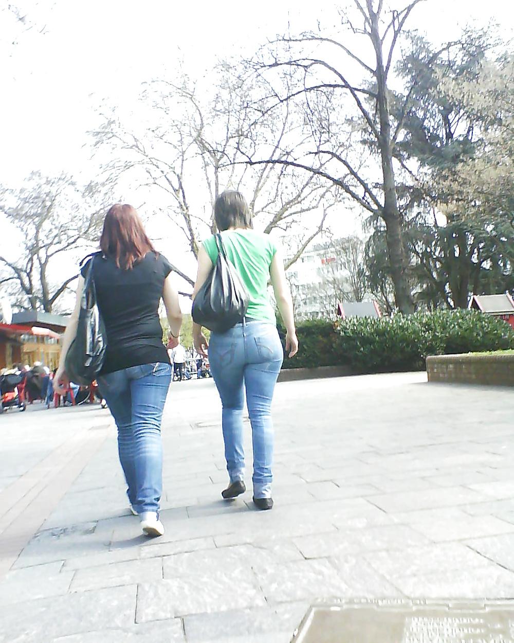 25P Sexy German Ass Girls in Public - Part 2