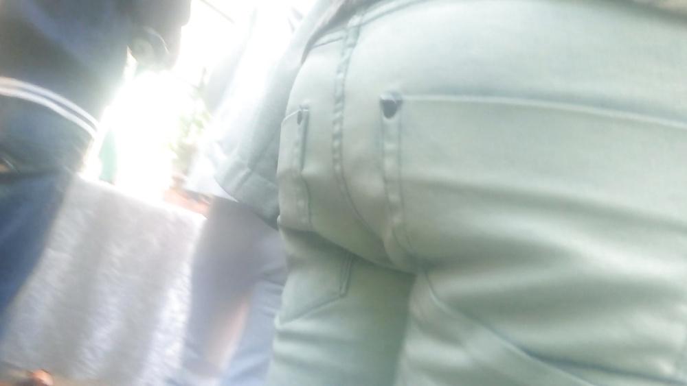 23P Spy old + young feet and ass romanian