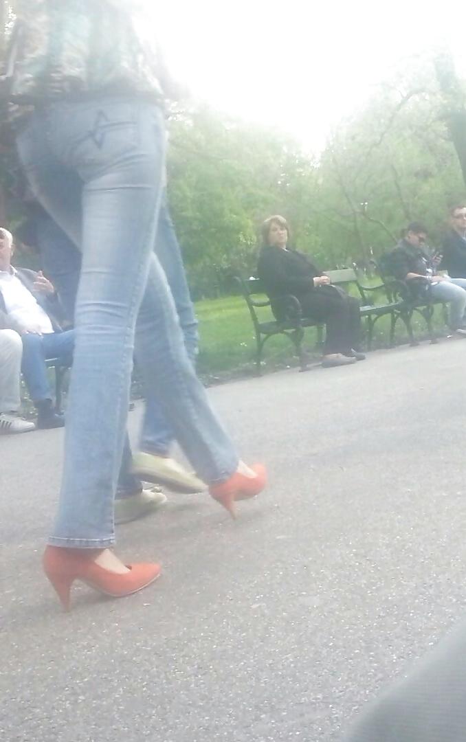 23P Spy old + young feet and ass romanian