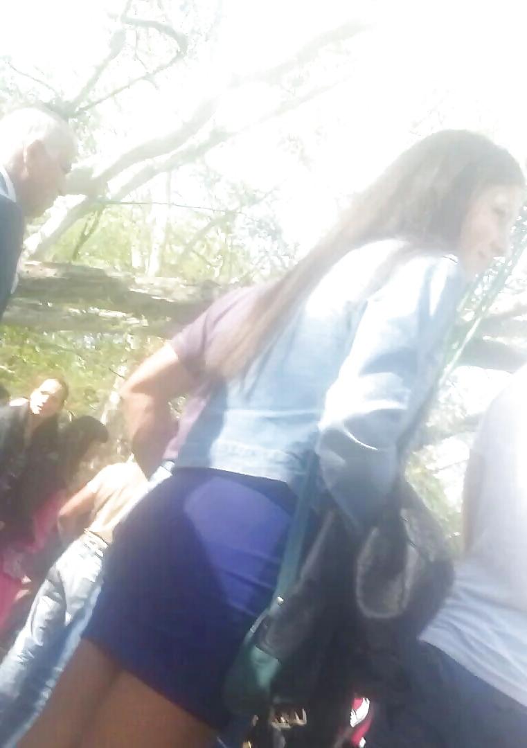 23P Spy old + young feet and ass romanian