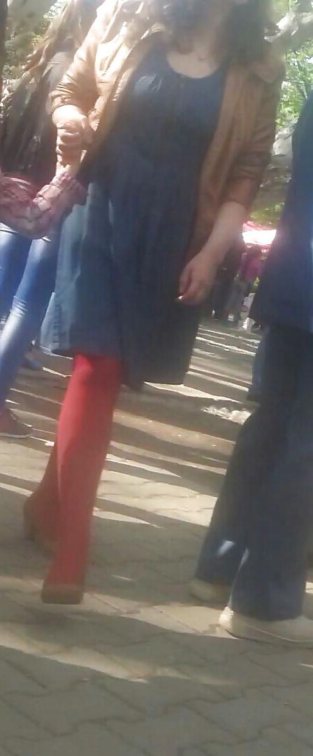 23P Spy old + young feet and ass romanian