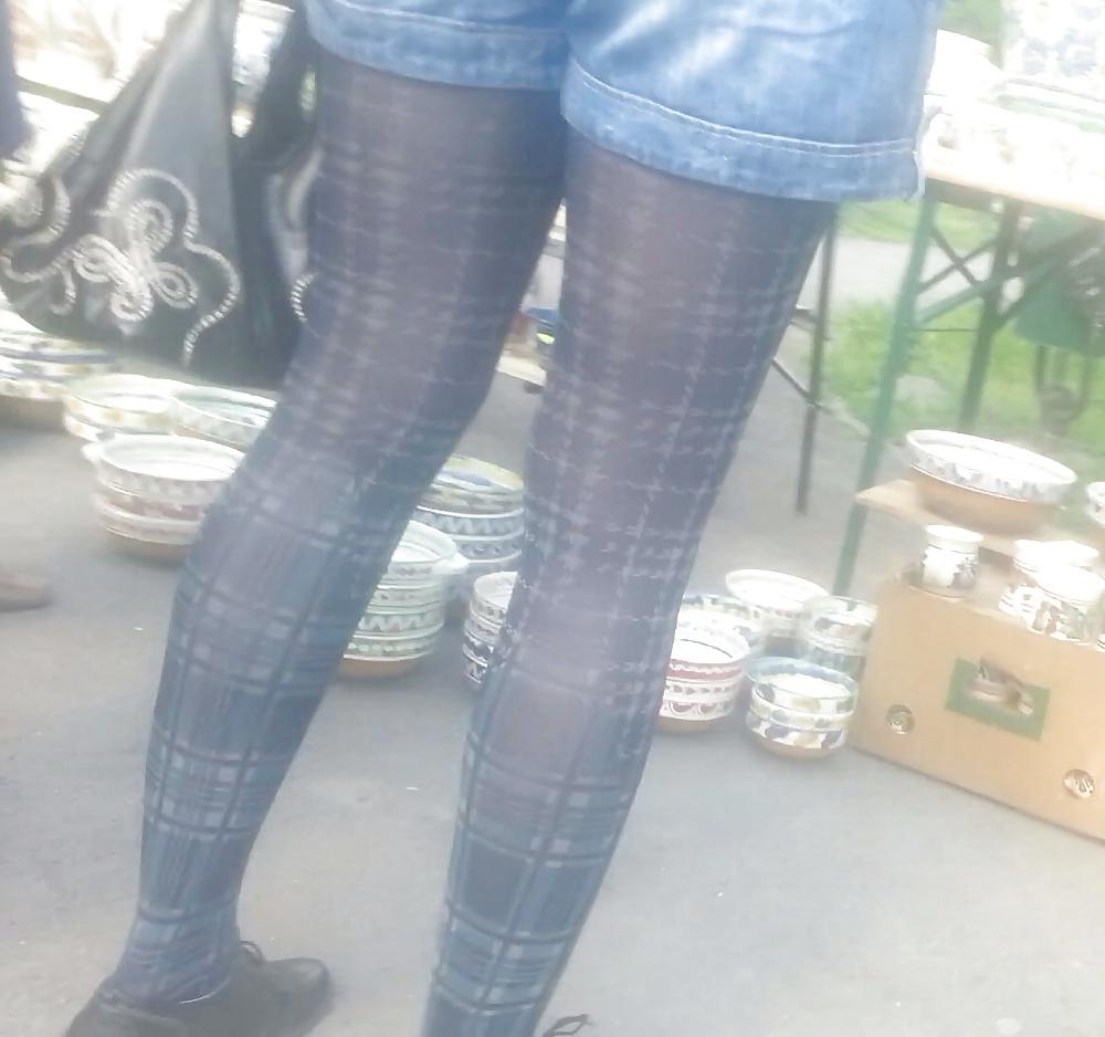 23P Spy old + young feet and ass romanian