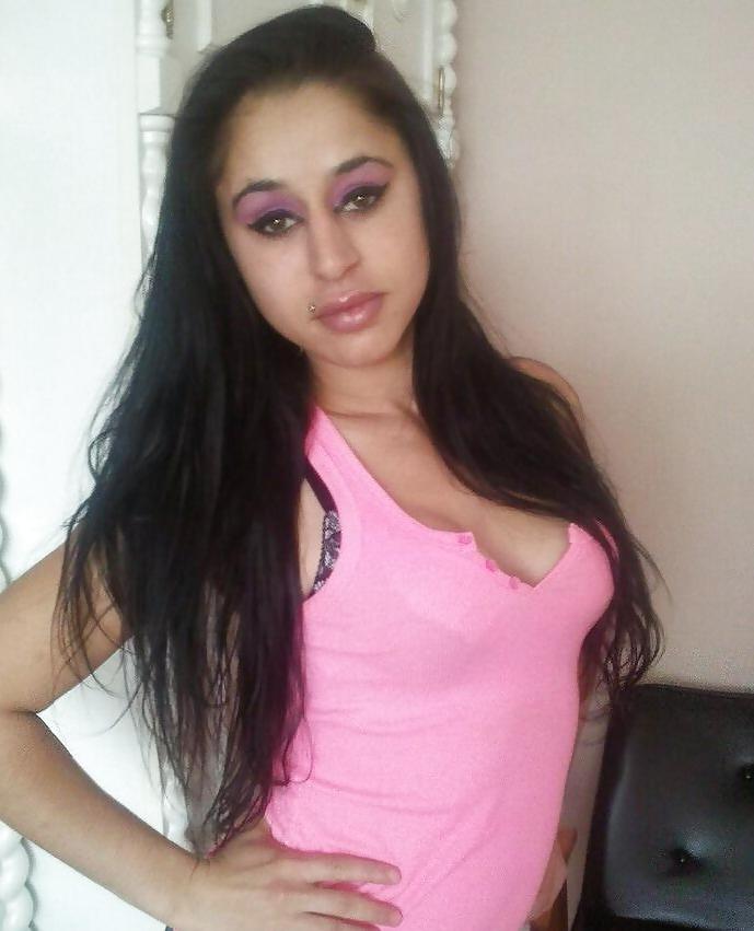 4P Cherry gipsy prostitute hooker from Hungary