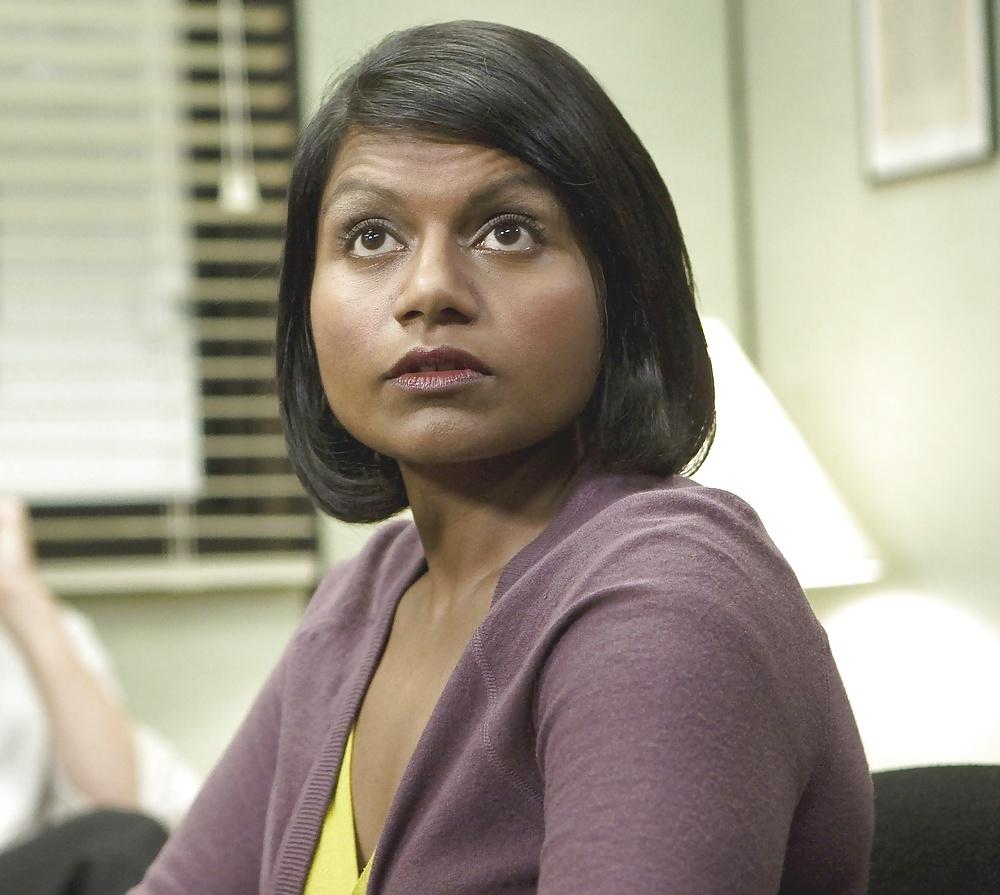 25P Let's Jerk Off Over ... Mindy Kaling (Desi Actress)