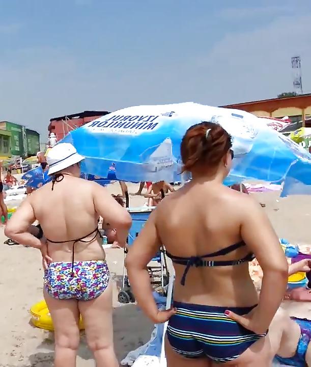 19P Spy big mature beach summer romanian