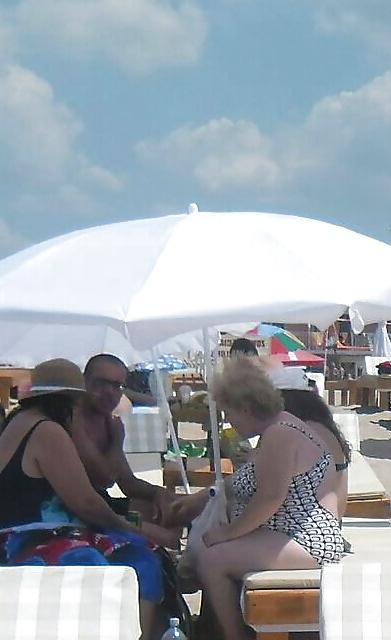 19P Spy big mature beach summer romanian