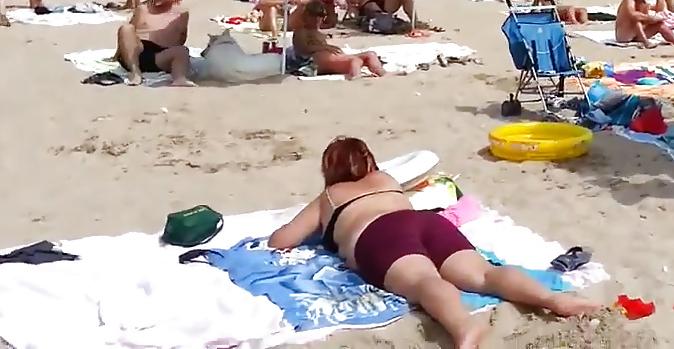 19P Spy big mature beach summer romanian