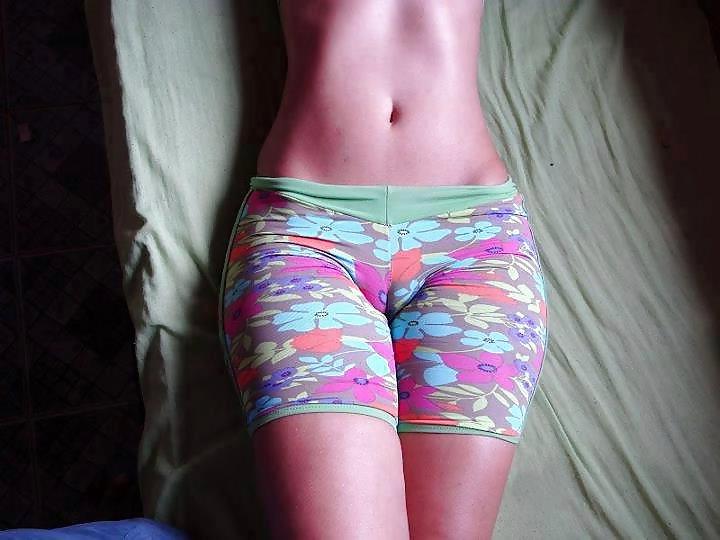 19P Camel toe