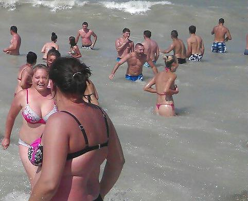 22P Spy mature beach summer romanian