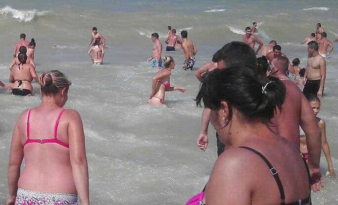 22P Spy mature beach summer romanian