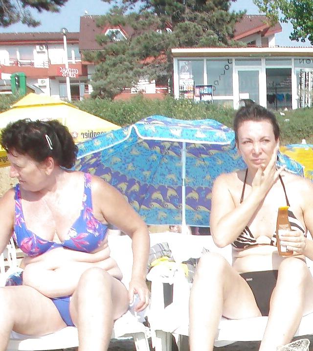 22P Spy mature beach summer romanian