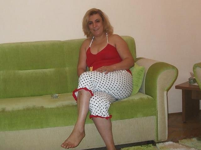 25P Turkish Couple