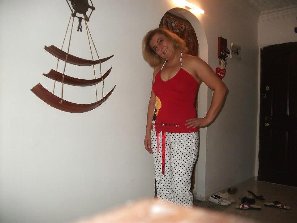 25P Turkish Couple