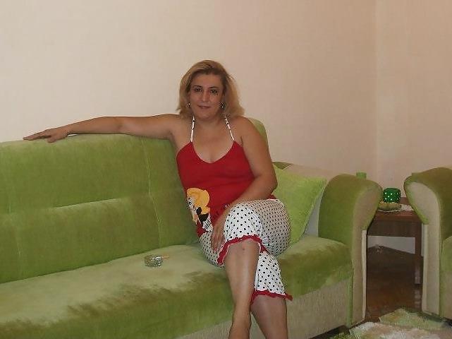 25P Turkish Couple
