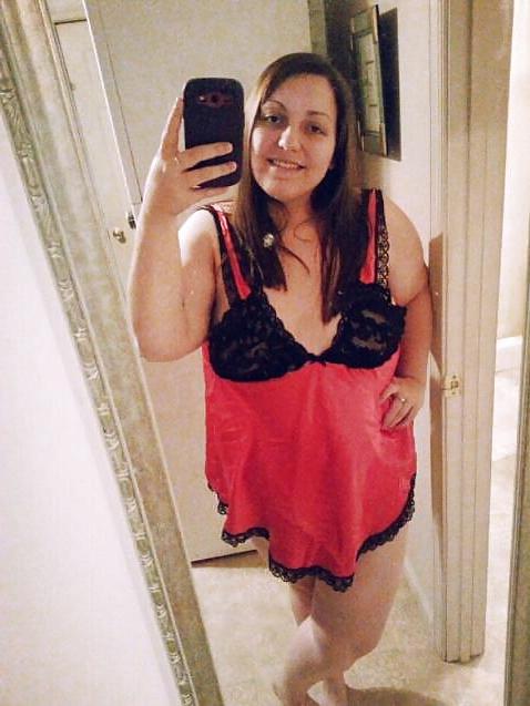 4P Chubby country girl