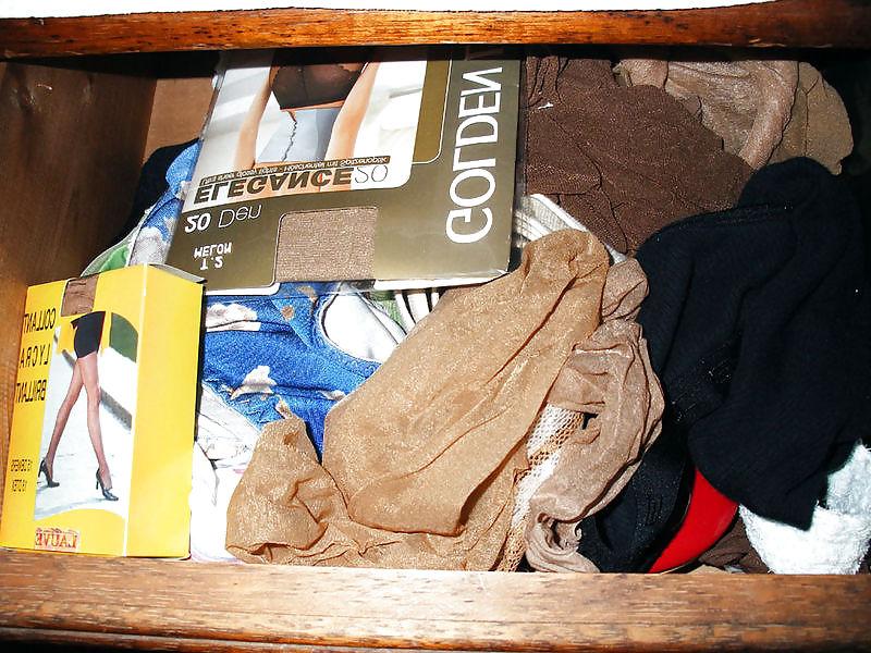 25P All our cupboards or drawers pantyhose