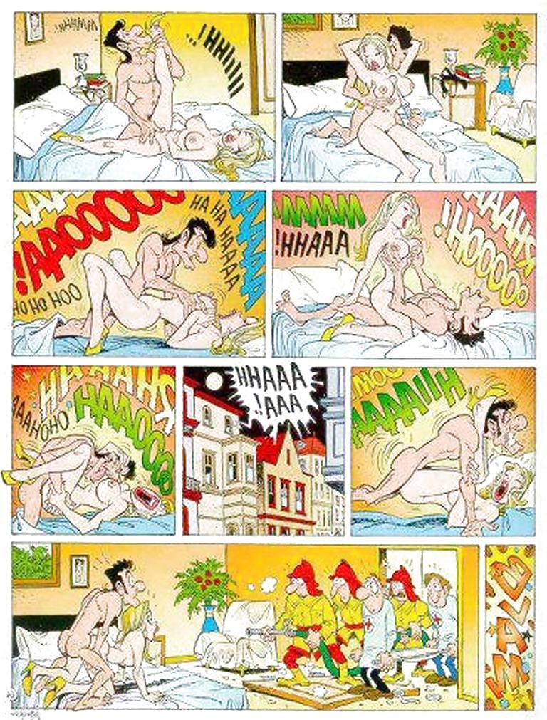 14P Hardcore Funny Comics