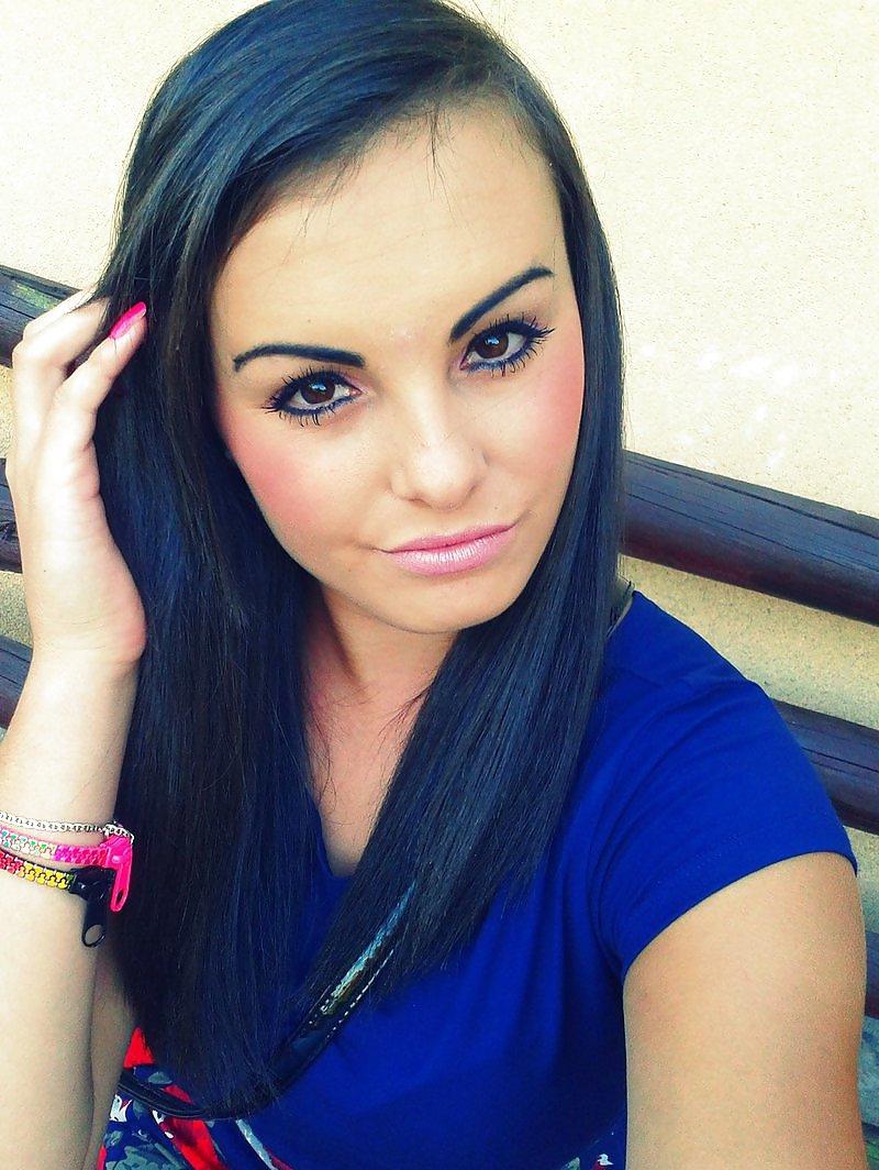 25P Perfect Faces For Cum