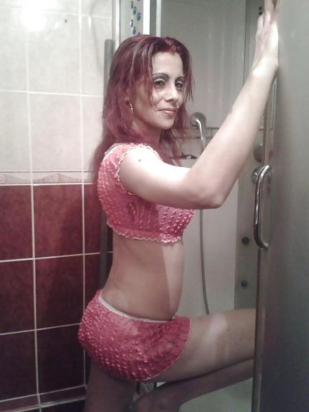 16P Schielende Zigeuner-MILF-Prostituierte-Nutte