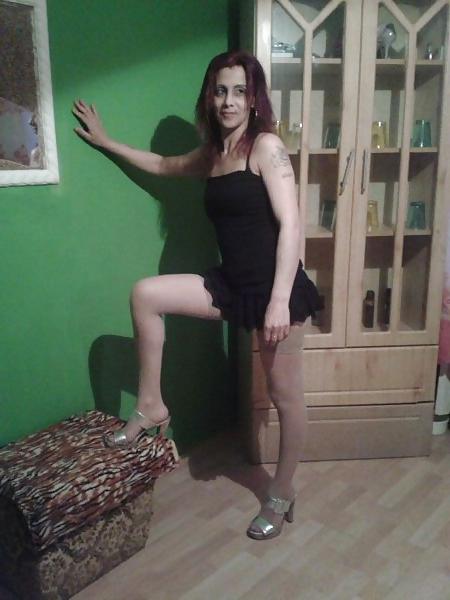 16P Schielende Zigeuner-MILF-Prostituierte-Nutte