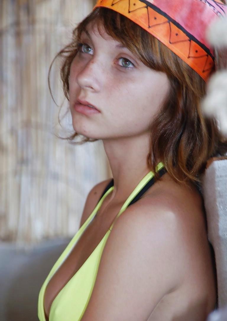19P Hotlegs-perfect teen 15