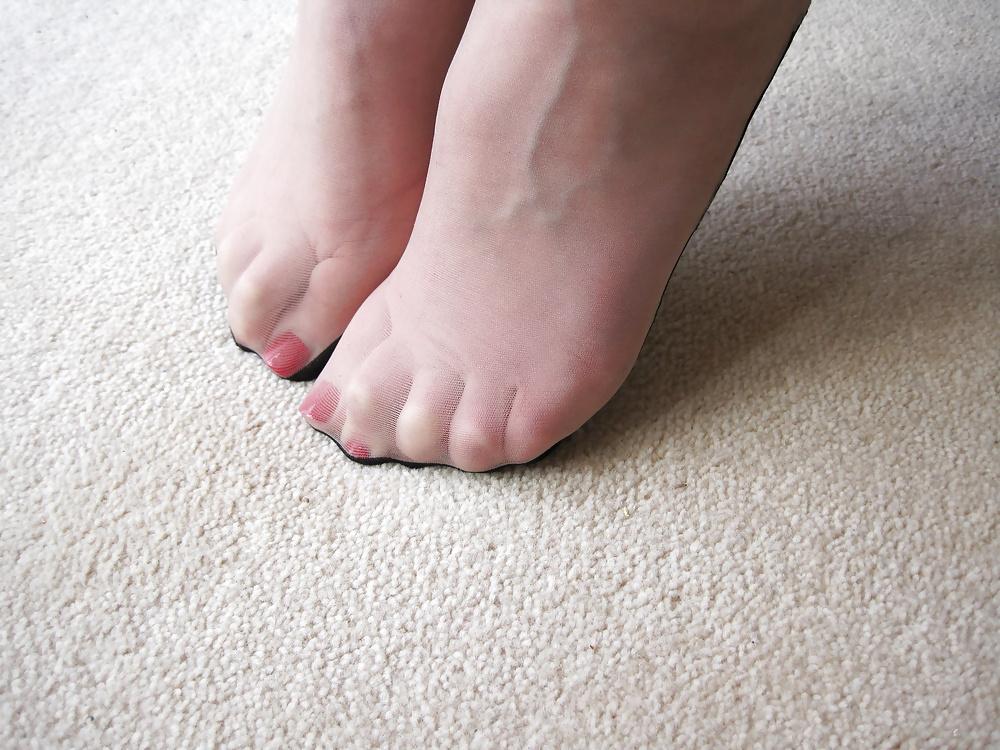 25P ..some shoe and feet shots as requested by some of you xx