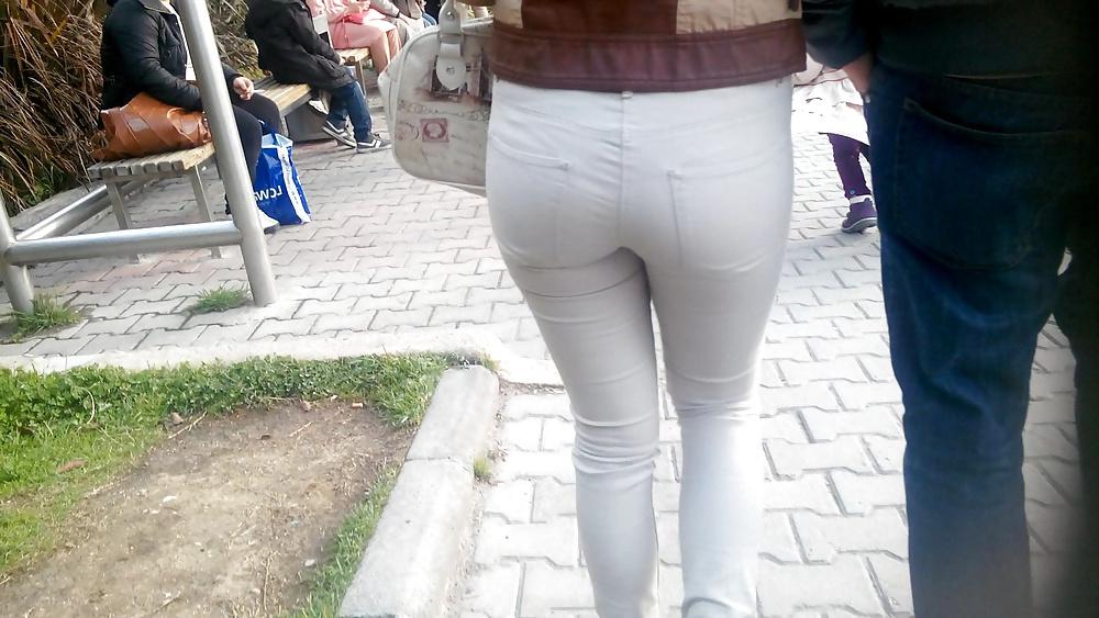 16P Turkish  Sarisin Citir Kot Adeta Gotune Yapismis