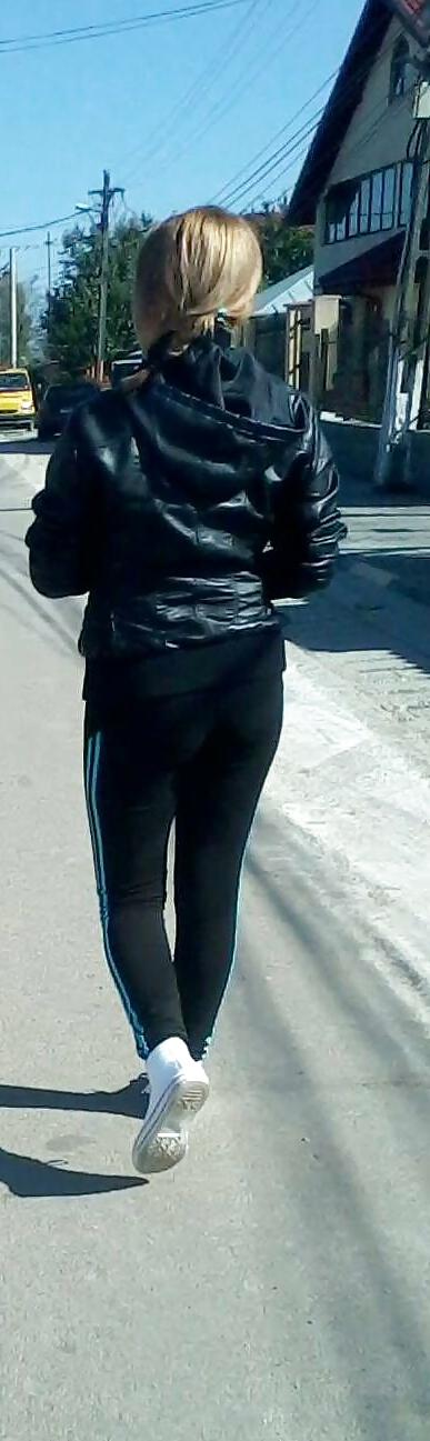 23P Spy old + young my country romanian-taranci bune
